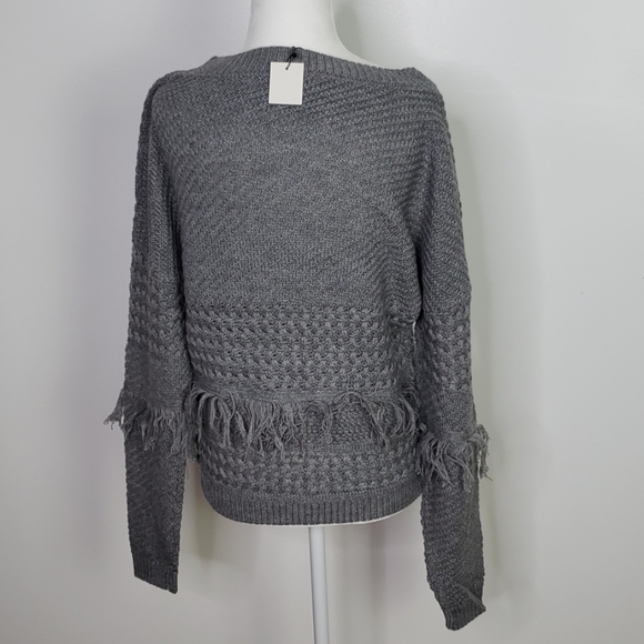 NWT BB Dakota Candace Fringe Sweater Sz. Small - Picture 5 of 8